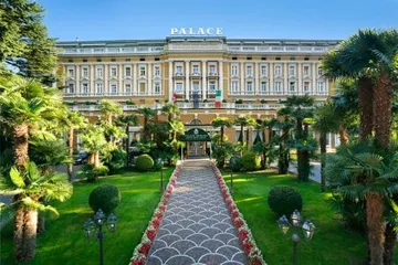 Grand Hotel Palace, Merano, Bolzano, Italia (1/3)