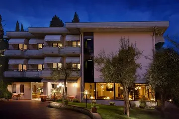 Hotel Desiree, Sirmione, Brescia, Italia (1/1)