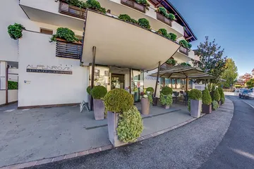 Residence Alpenrose, San Giacomo, Bolzano, Italia (1/2)