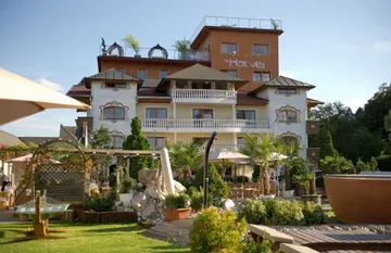 Hotel Winzer, St. Georgen im Attergau (Salzkammergut), Austria (1/3)